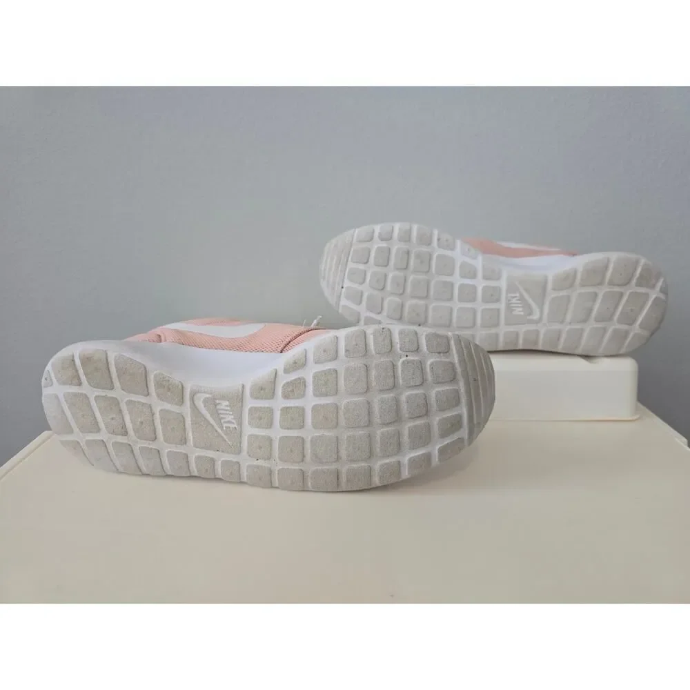 Nike Roshe One Women’s Pink/White Mesh Comfort Casual Sneakers Women's Size 11